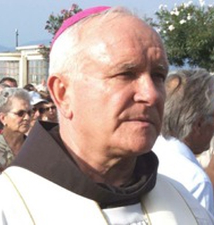 Monseñor Giovanni Martinelli, obispo de Tripoli.