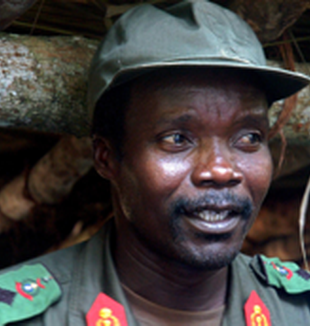 Joseph Kony, guerrillero ugandés, <br>líder del Lord’s Resistance Army.