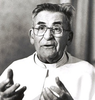 Padre Werenfried Van Straaten.