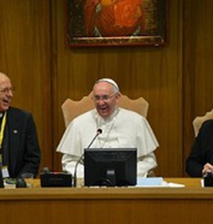 El Papa Francesco en el encuentro con la USG.