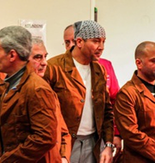 Los presos de Padua sin sus uniformes de cocinero.