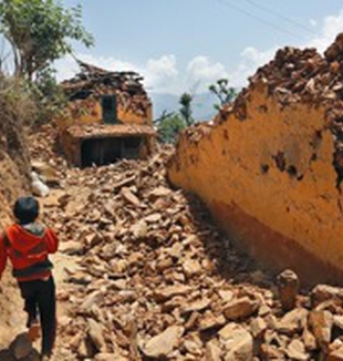 Un pueblo de Nepal después del terremoto.