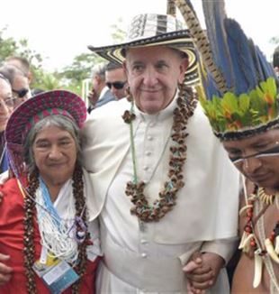 El Papa con los indígenas en Villavicencio