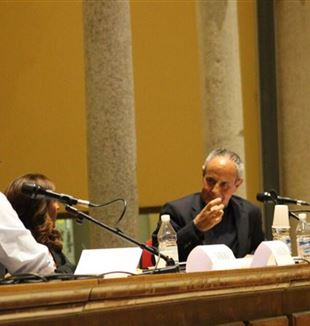 Julián Carrón con Gianluca Vago y Marilisa D'Amico