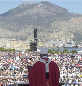La misa del Papa en el Foro Itálico de Palermo