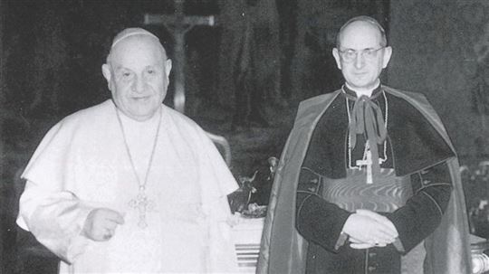 Juan XXIII con el entonces cardenal Montini