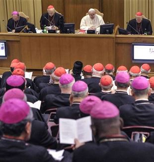 El Papa Francisco preside el sínodo de los jóvenes