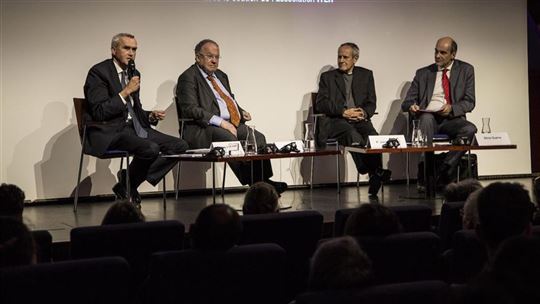 Por la izquierda, Frédéric Van Heems, Olivier Roy, Julián Carrón y Silvio Guerra