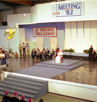 Juan Pablo II en el Meeting 1982