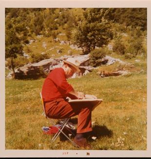 Giovanni Testori fotografiado mientras pinta en la montaña, 3 de septiembre de 1971