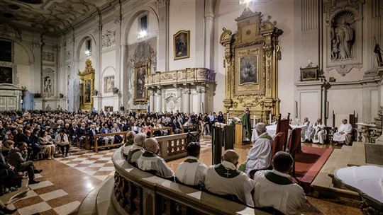 La misa por el décimo aniversario celebrada por Julián Carrón (foto: Roberto Masi)