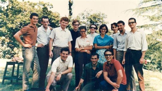 Agosto 1968. Algunos alumnos de la Católica, la Estatal y la Politécnica de Milán, amigos de don Giussani, en un encuentro sobre la presencia universitaria