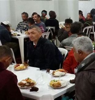 La cena en la parroquia Bom Jesus dos Passos en Sao Paulo