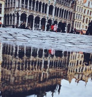 Bruselas, Grand Place (Foto Unsplash/Alex Vasey)