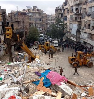 Alepo tras el terremoto (Foto Ansa-Zumapress)