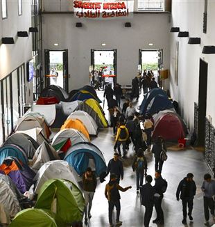 Protestas en la Universidad Estatal de Milán (ANSA/Valeria Ferraro/SOPA Images via ZUMA Press Wire)